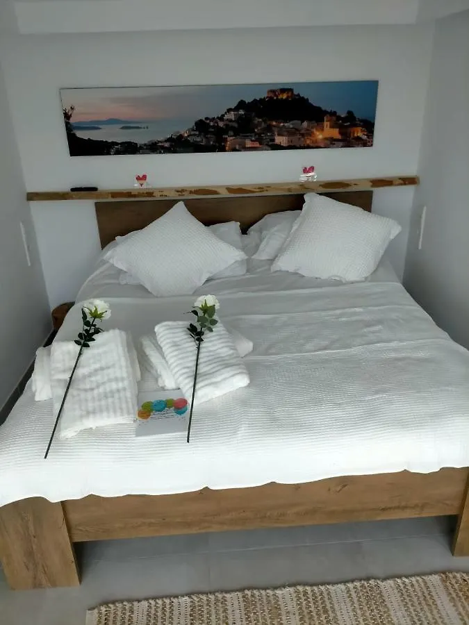 Romantic Modern Apartment Private Swimming Pool 5 Min Walk From Begur Centre 0*,  Espanha