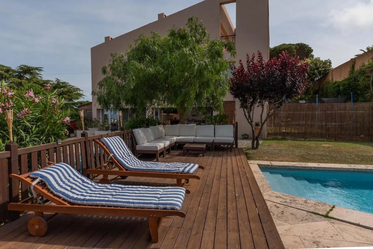 Romantic Modern Apartment Private Swimming Pool 5 Min Walk From Begur Centre